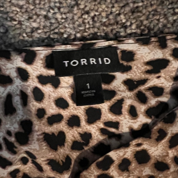 Torrid spaghetti strap blouse. Size 1 Never worn. - Picture 2 of 2